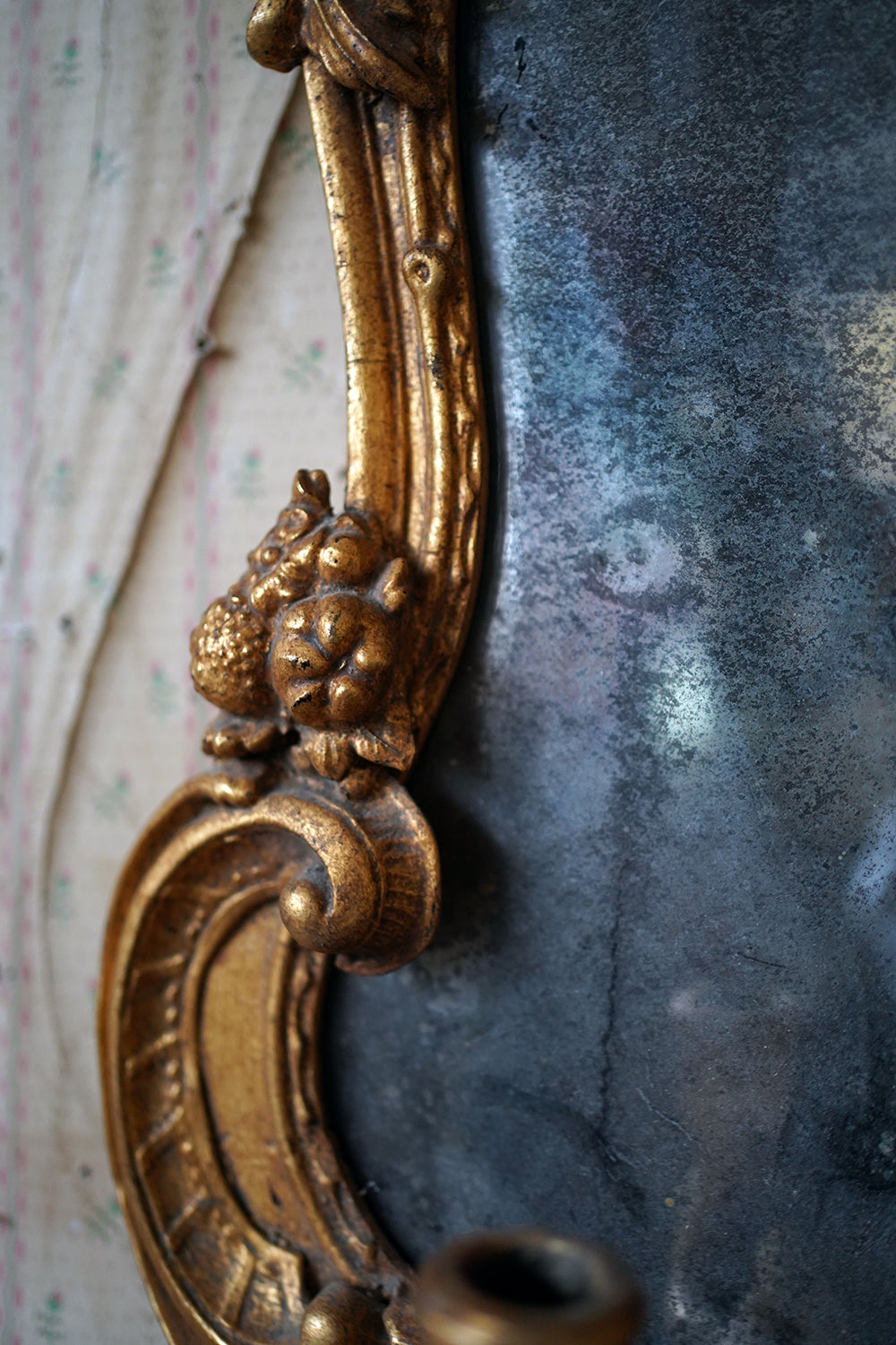 A 19thC Italian Gilt Gesso Girandole Mirror c.1870