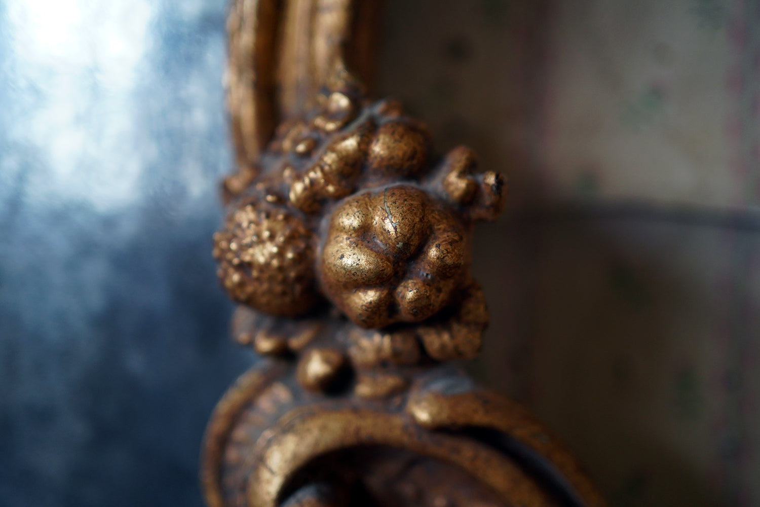 A 19thC Italian Gilt Gesso Girandole Mirror c.1870