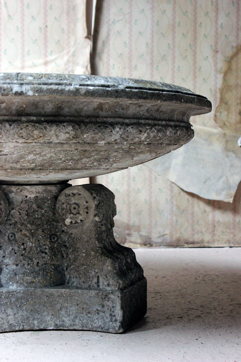 A Fine Early 19thC Italian White Marble Garden Urn c.1800-20