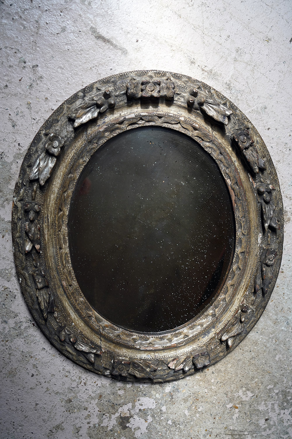 A 19thC Italian Carved Wood & Gesso Oval Wall Mirror c.1880-1900