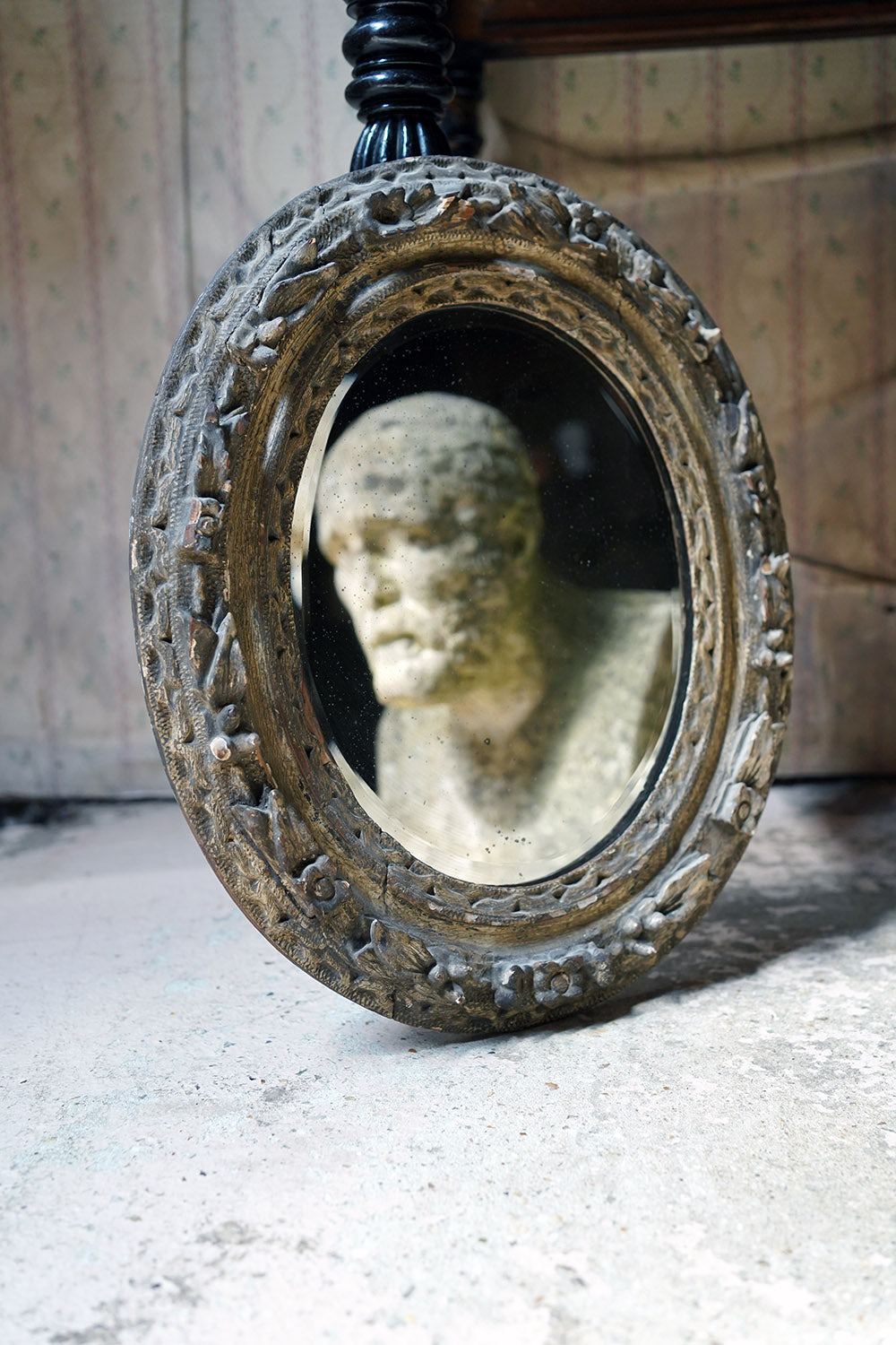A 19thC Italian Carved Wood & Gesso Oval Wall Mirror c.1880-1900