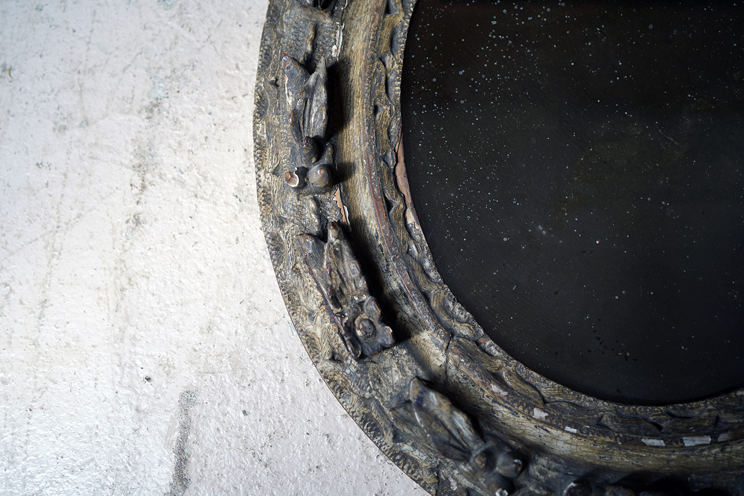 A 19thC Italian Carved Wood & Gesso Oval Wall Mirror c.1880-1900