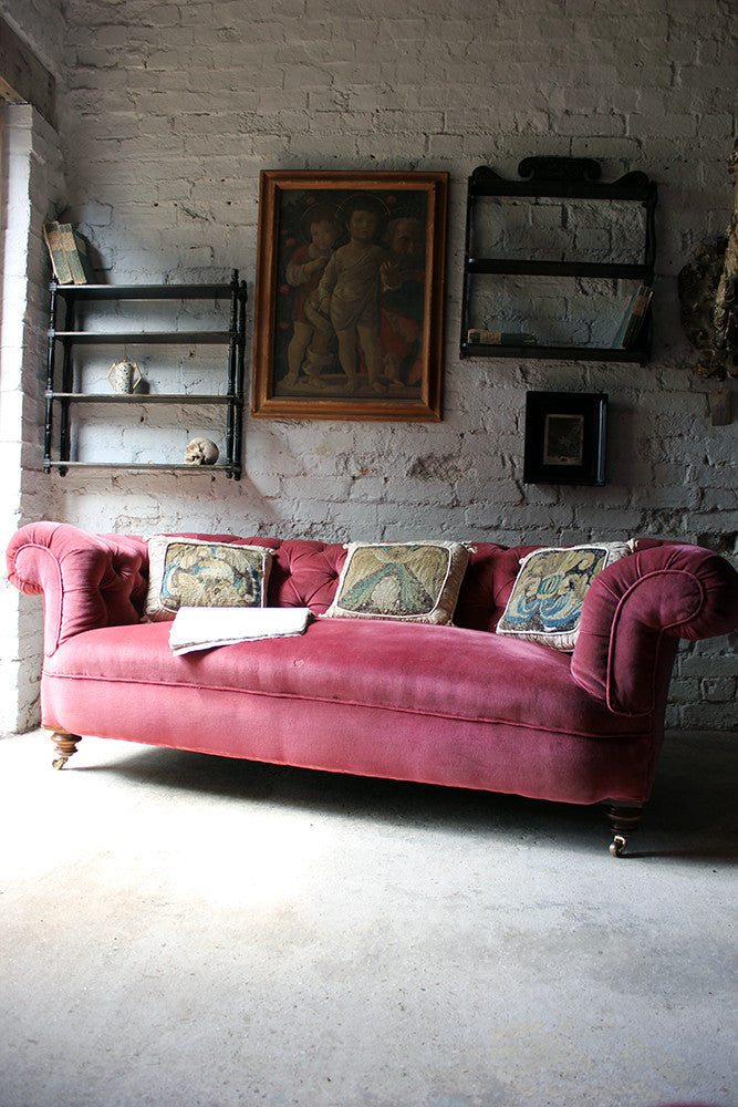 A Good Button-Back Upholstered Victorian Walnut Chesterfield Sofa c.1880