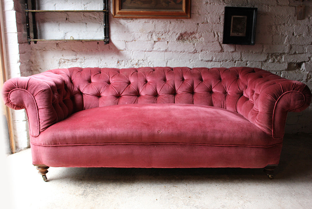 A Good Button-Back Upholstered Victorian Walnut Chesterfield Sofa c.1880