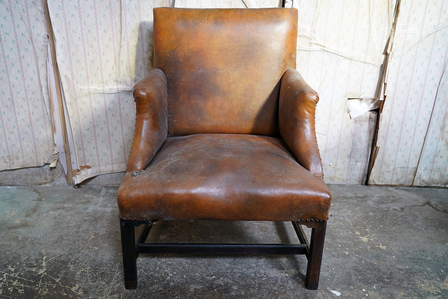 A George III Mahogany & Leather Gainsborough Armchair c.1800