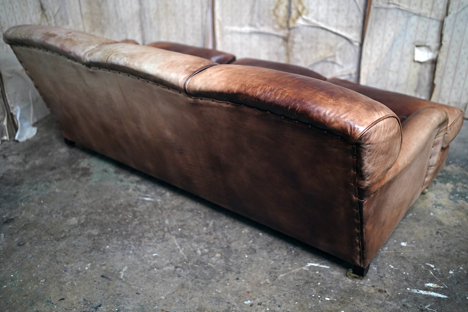 A Good Late 20thC Tan Leather Upholstered Sofa in the Manner of Howard & Sons