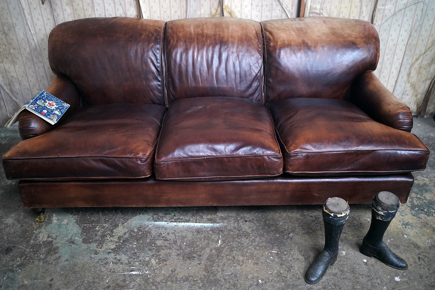 A Good Late 20thC Tan Leather Upholstered Sofa in the Manner of Howard & Sons