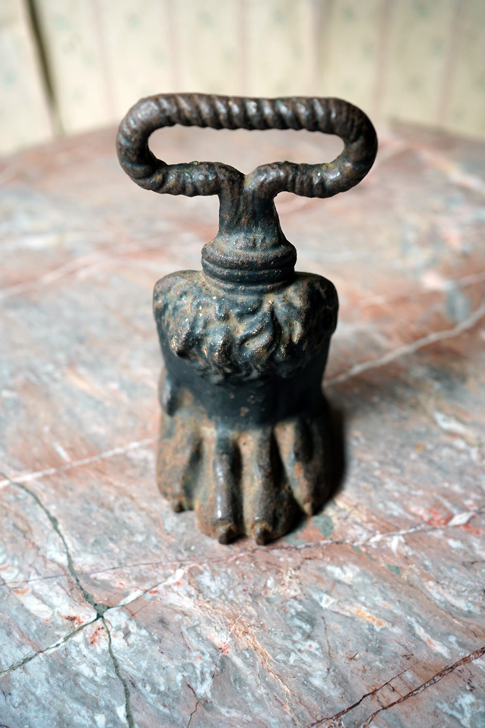 A Good 19thC Lions Paw Cast Iron Doorstop c.1820-40