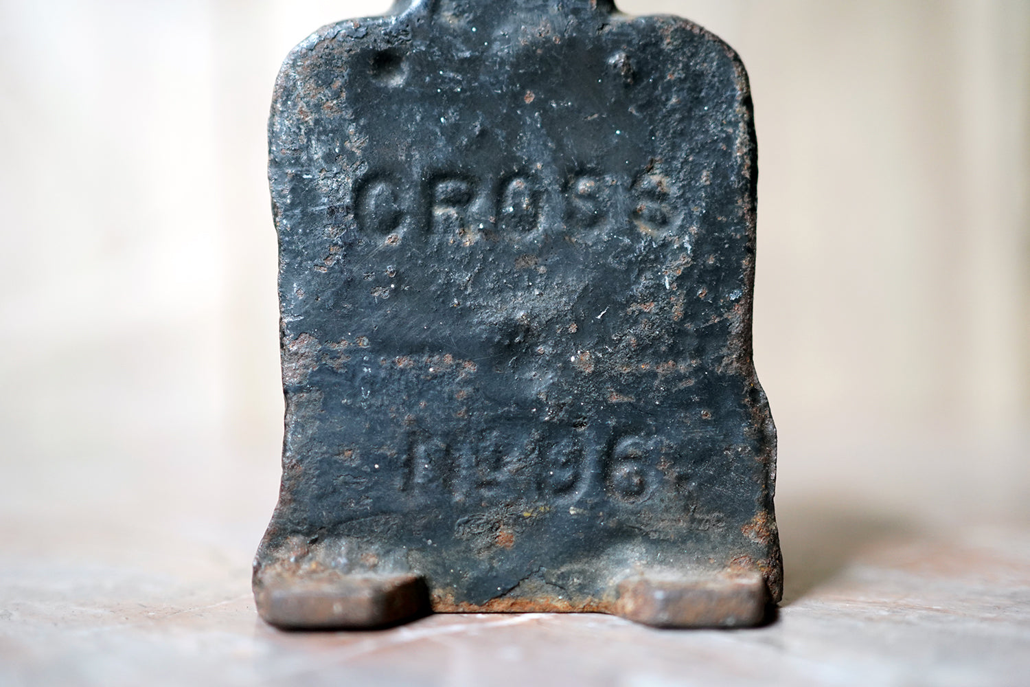 A Good 19thC Lions Paw Cast Iron Doorstop c.1820-40