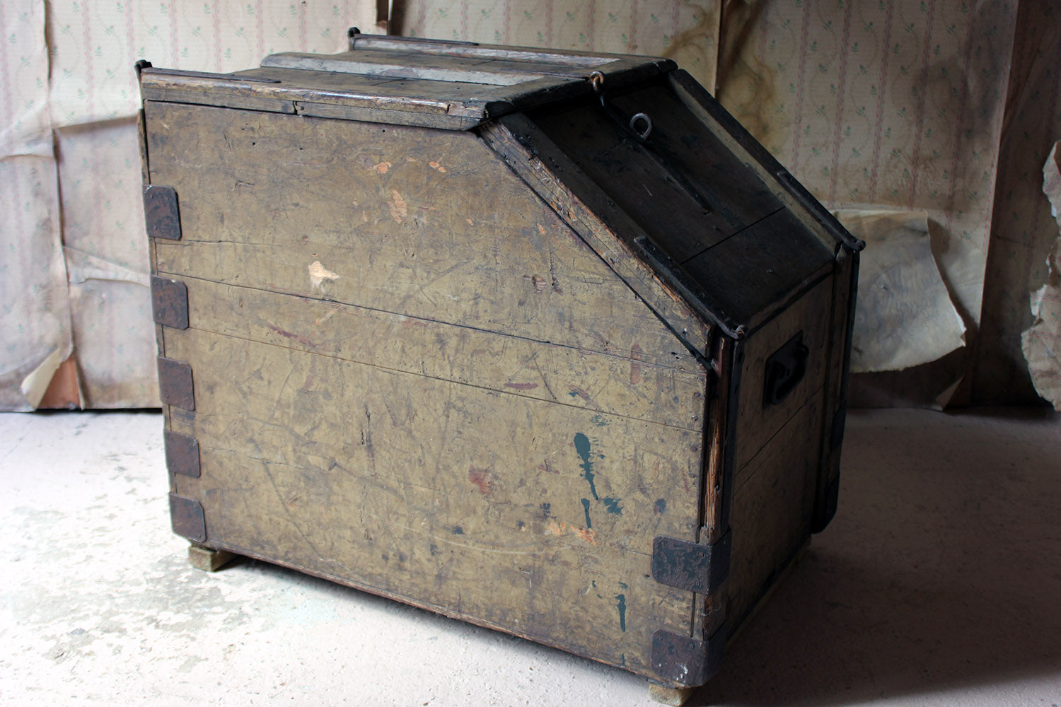A 19thC Painted Pine Estate Made Trunk; Lord Hindlip, Hindlip Hall, Worcester, England