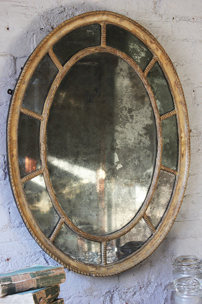 A Beautiful Regency Period Giltwood & Gesso Sectional Oval Wall Mirror c.1815