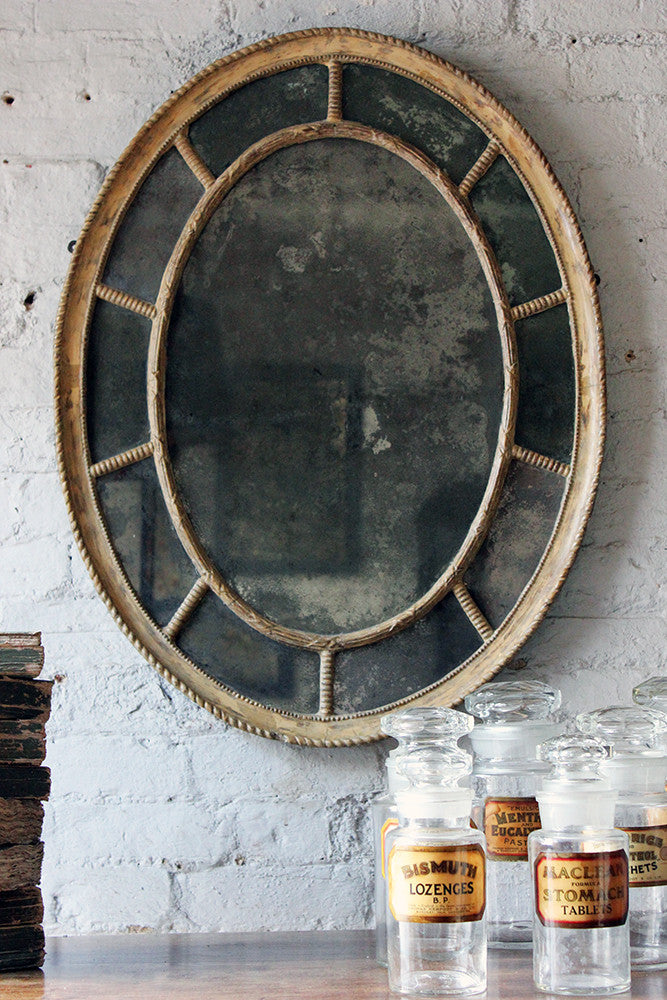 A Beautiful Regency Period Giltwood & Gesso Sectional Oval Wall Mirror c.1815