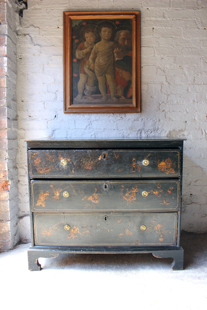 A Beautiful George III Black Japanned & Chinoiserie Decorated Chest of Drawers