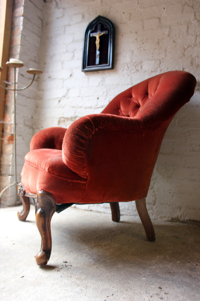 A Comfortable Victorian Walnut Button Back Tub Armchair c.1860