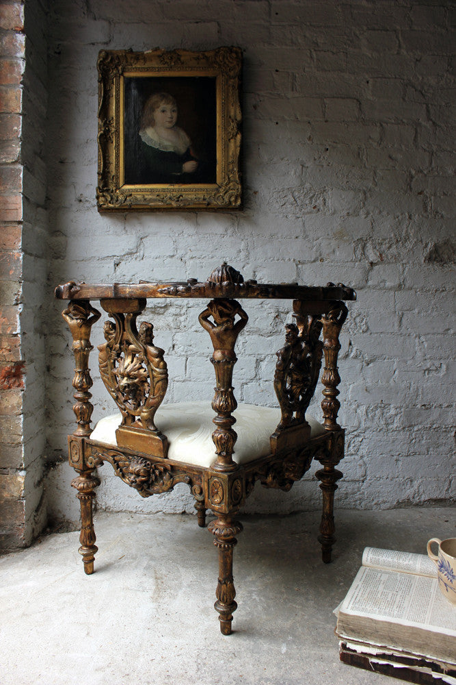 A Fine Early 19thC Italian Giltwood Corner Armchair c.1820