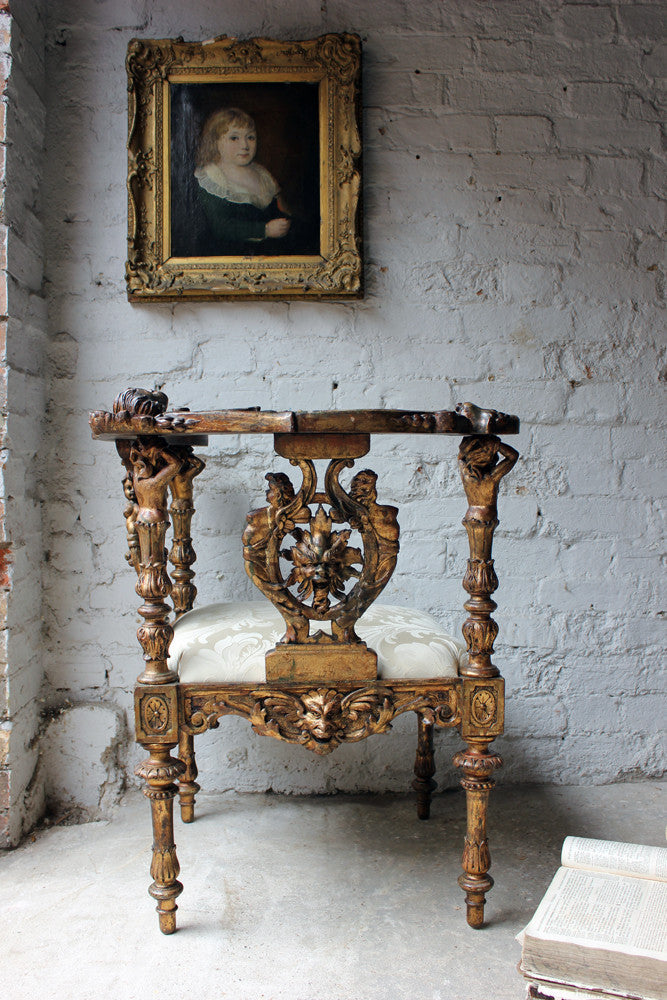 A Fine Early 19thC Italian Giltwood Corner Armchair c.1820