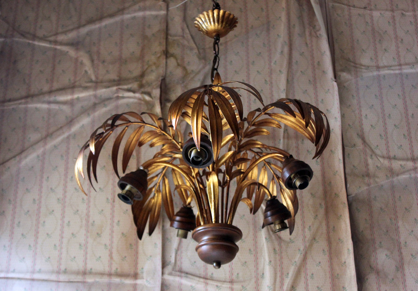 A Beautiful Maison Jansen Style Naturalistic Gilt-Metal Palm-Leaf Formed Five-Branch Hanging Light c.1970
