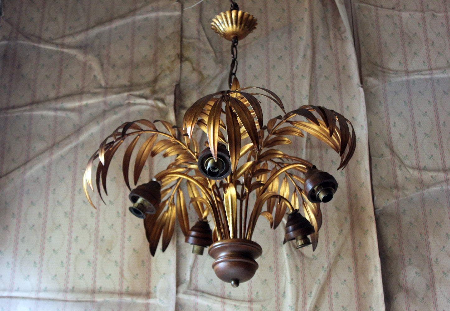 A Beautiful Maison Jansen Style Naturalistic Gilt-Metal Palm-Leaf Formed Five-Branch Hanging Light c.1970