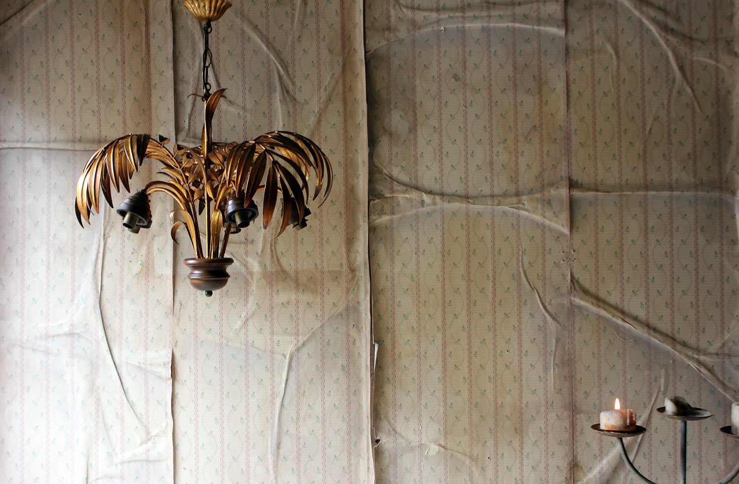 A Beautiful Maison Jansen Style Naturalistic Gilt-Metal Palm-Leaf Formed Five-Branch Hanging Light c.1970