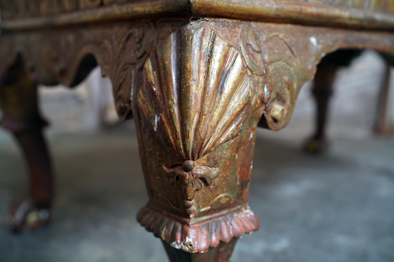 A George II Marble Topped Giltwood & Gesso Low Table c.1740