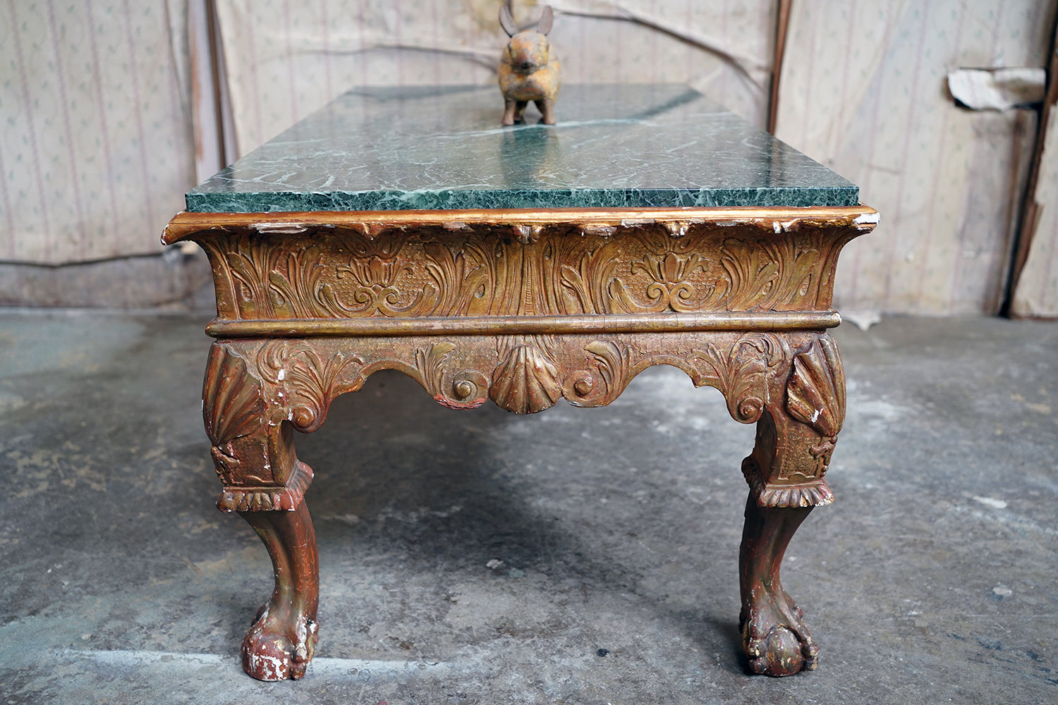 A George II Marble Topped Giltwood & Gesso Low Table c.1740