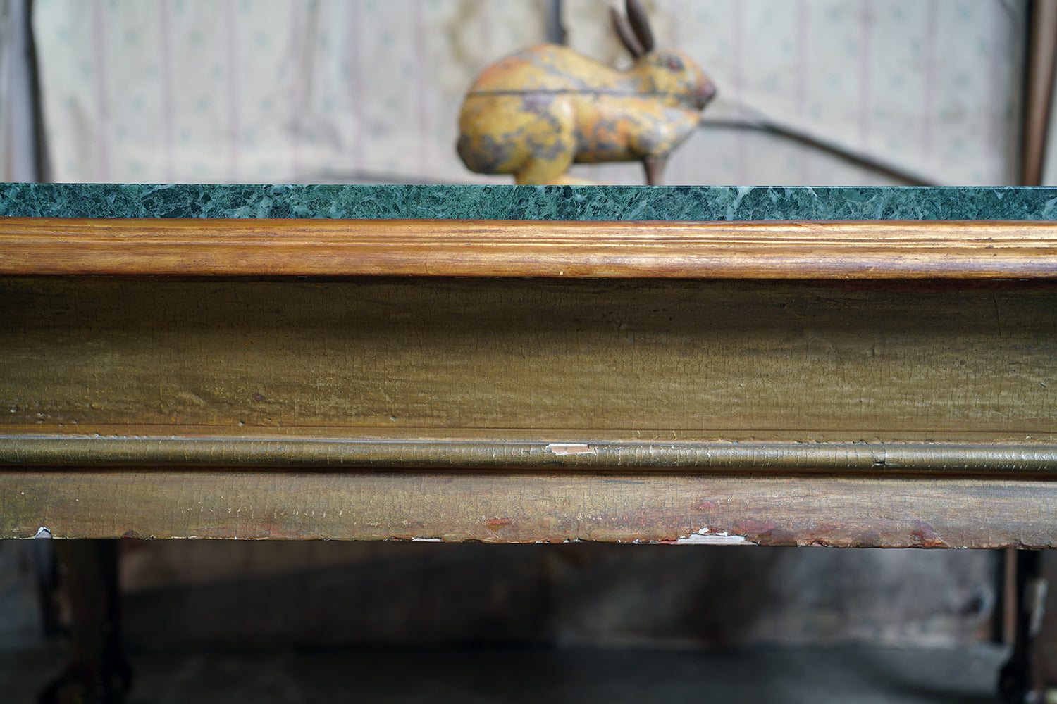 A George II Marble Topped Giltwood & Gesso Low Table c.1740