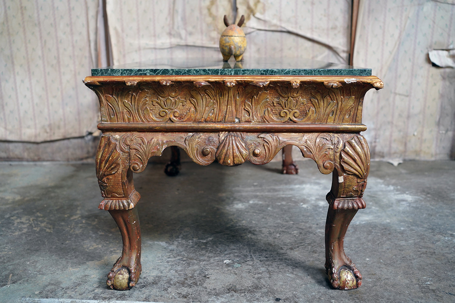 A George II Marble Topped Giltwood & Gesso Low Table c.1740