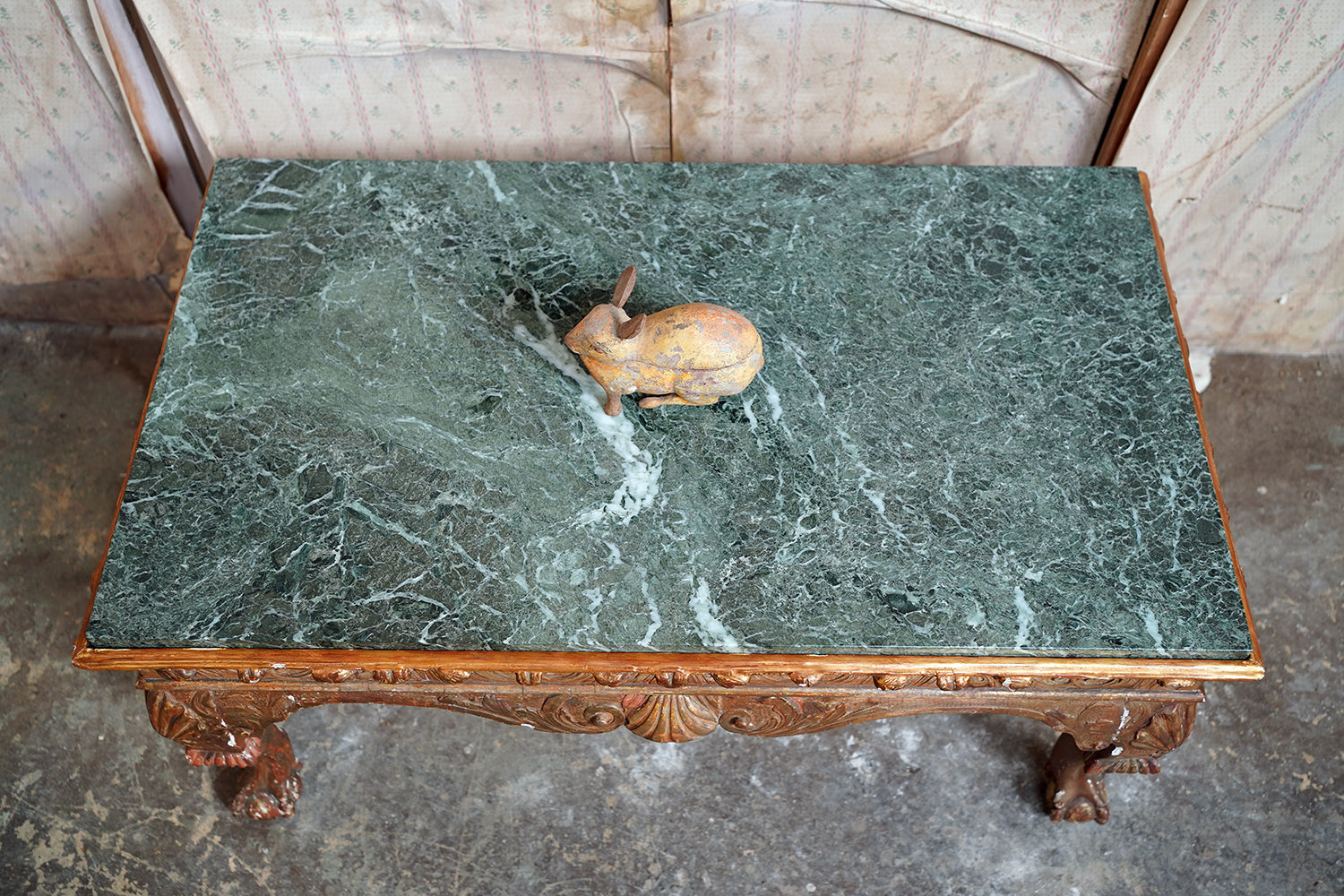 A George II Marble Topped Giltwood & Gesso Low Table c.1740
