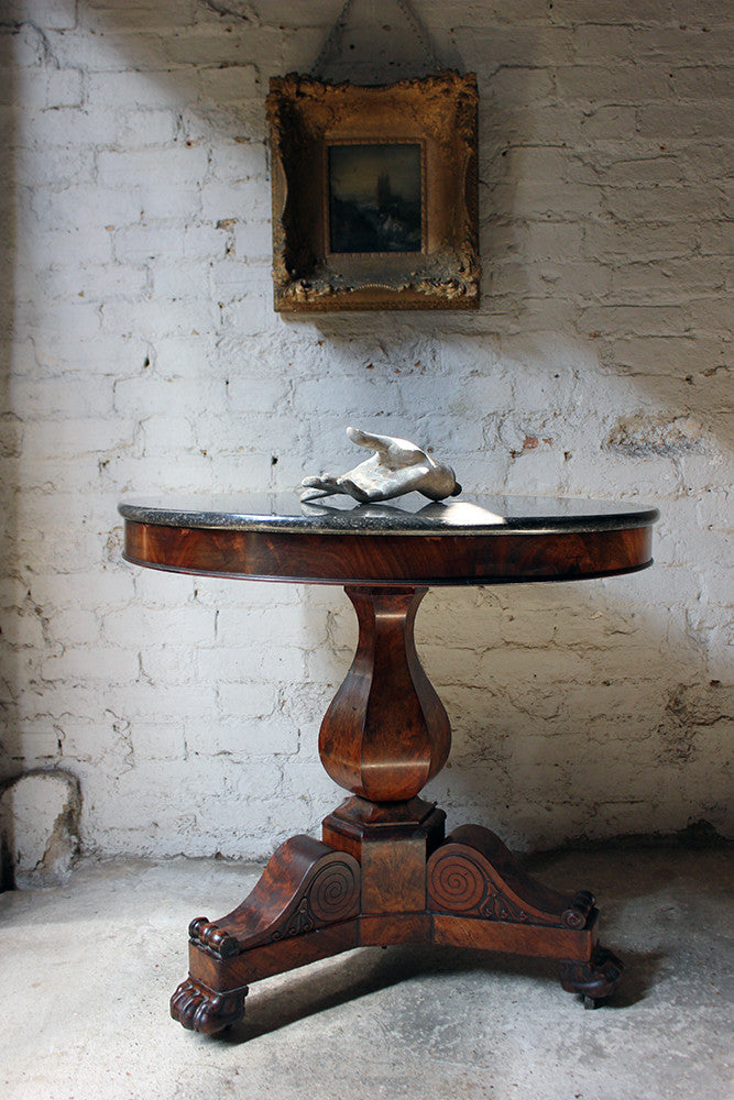 A Good French Louis Philippe Period Fossilised Marble & Flame Mahogany Guéridon c.1835
