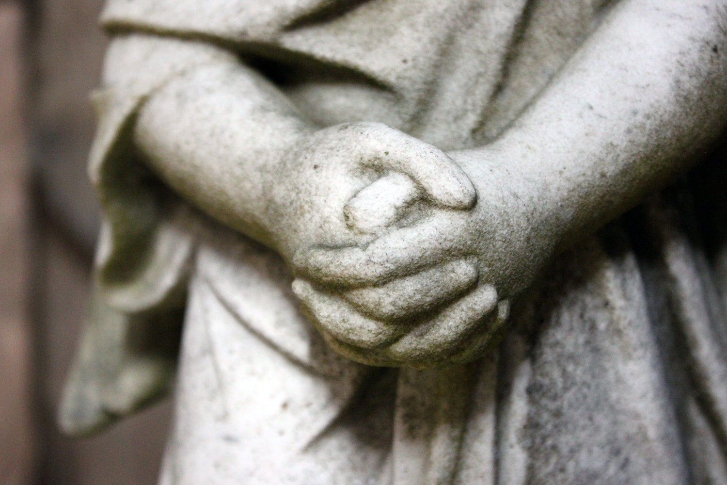 A Finely Carved 19thC White Marble Graveyard Monument of An Angel c.1870