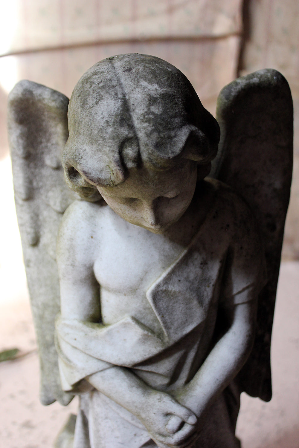 A Finely Carved 19thC White Marble Graveyard Monument of An Angel c.1870