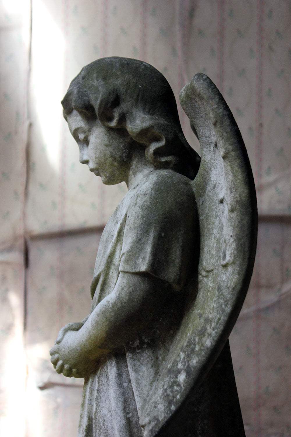 A Finely Carved 19thC White Marble Graveyard Monument of An Angel c.1870