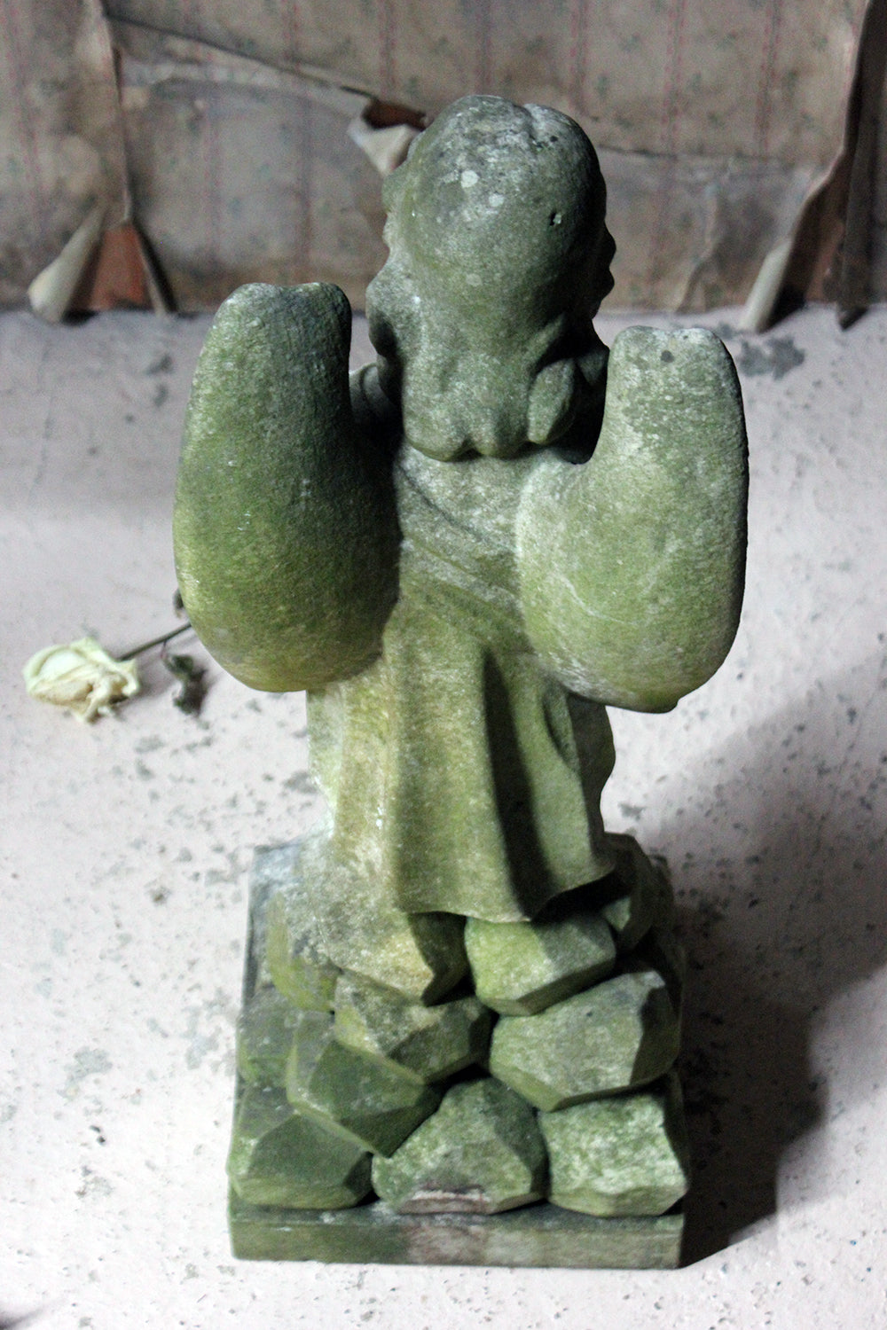 A Finely Carved 19thC White Marble Graveyard Monument of An Angel c.1870