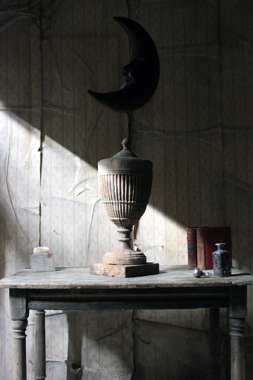 A Classical George III Period Carved Stripped Pine Neo-Classical Architectural Urn c.1800
