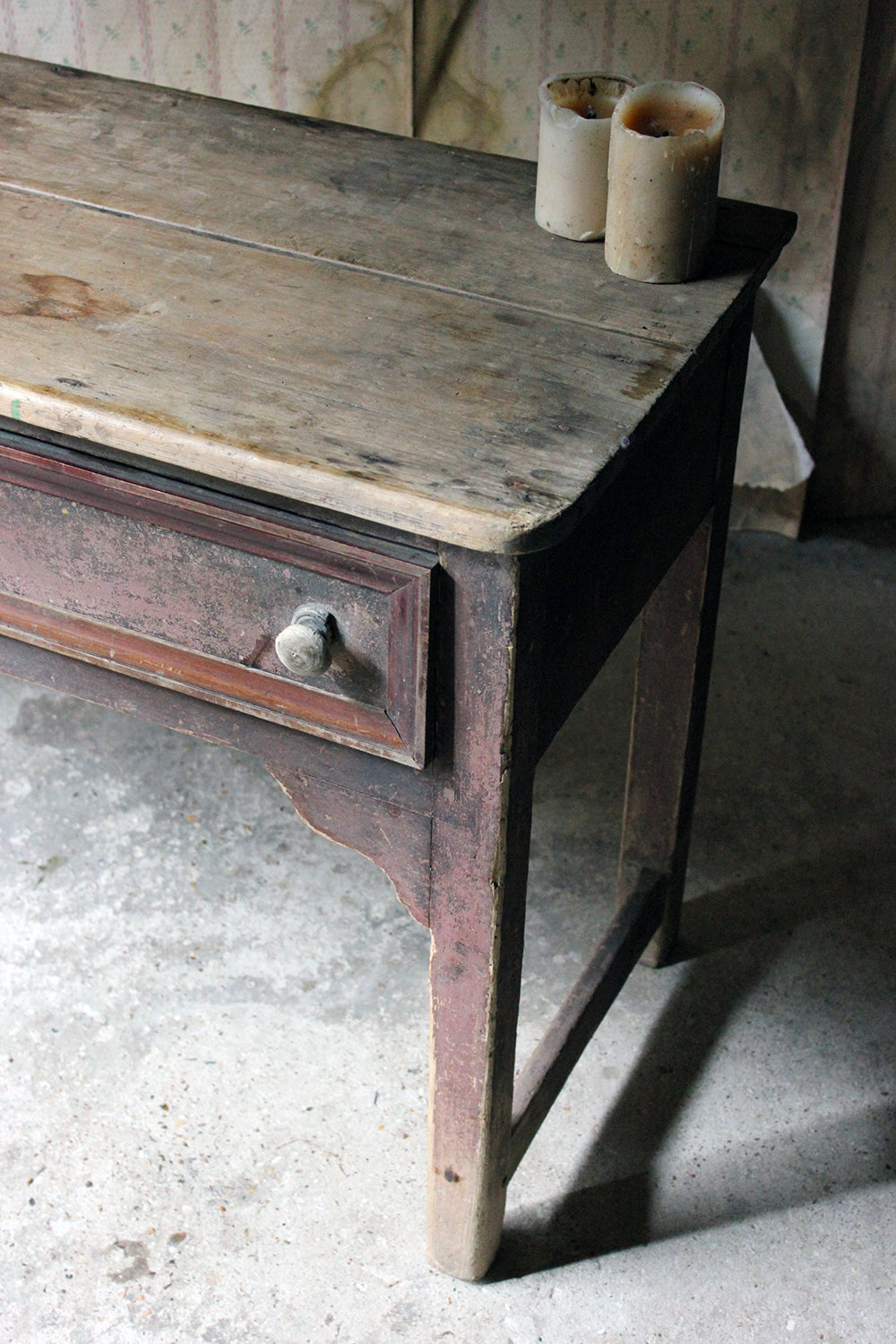 A Beautiful Late George III Painted Oak & Pine Dresser Base c.1810-30