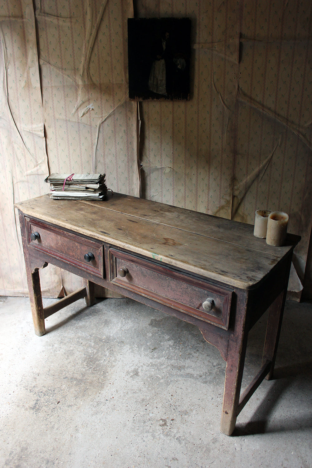 A Beautiful Late George III Painted Oak & Pine Dresser Base c.1810-30