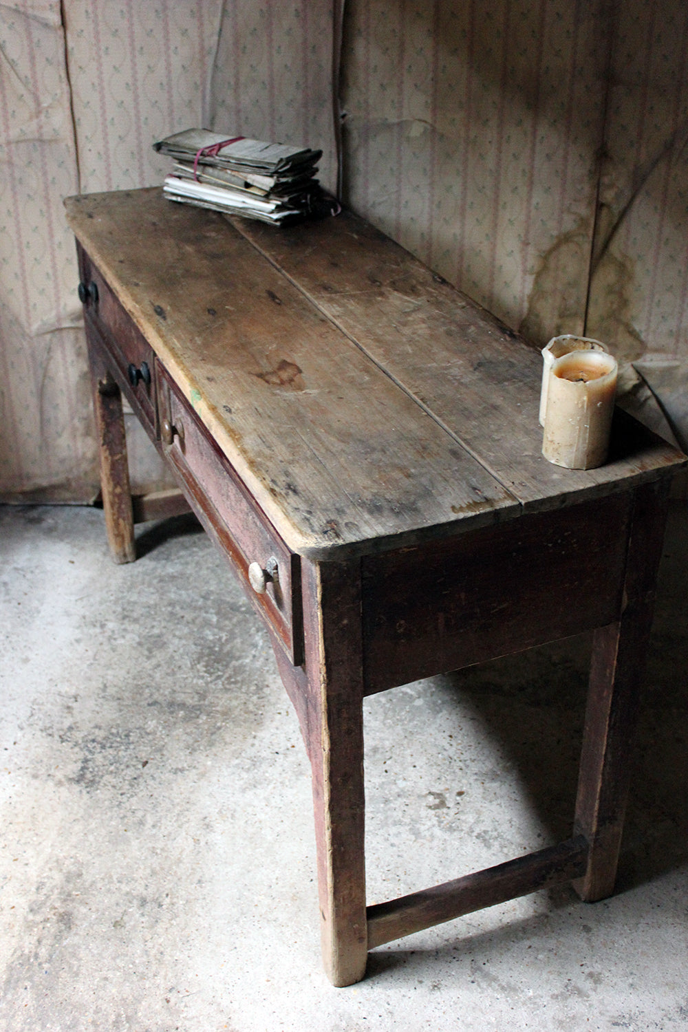 A Beautiful Late George III Painted Oak & Pine Dresser Base c.1810-30