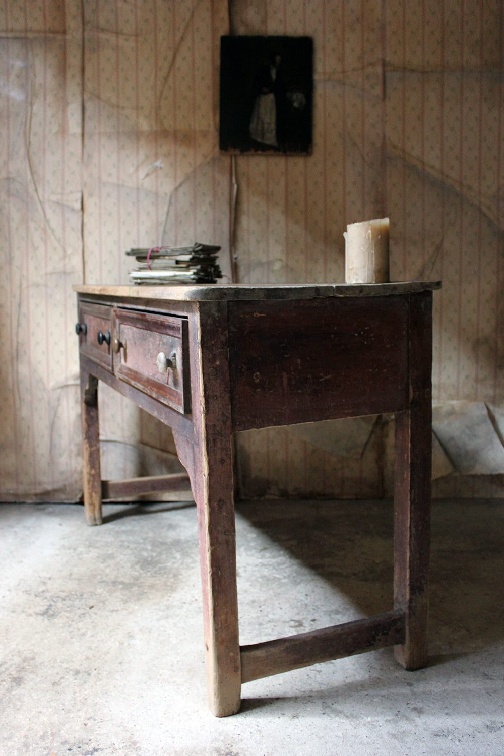 A Beautiful Late George III Painted Oak & Pine Dresser Base c.1810-30