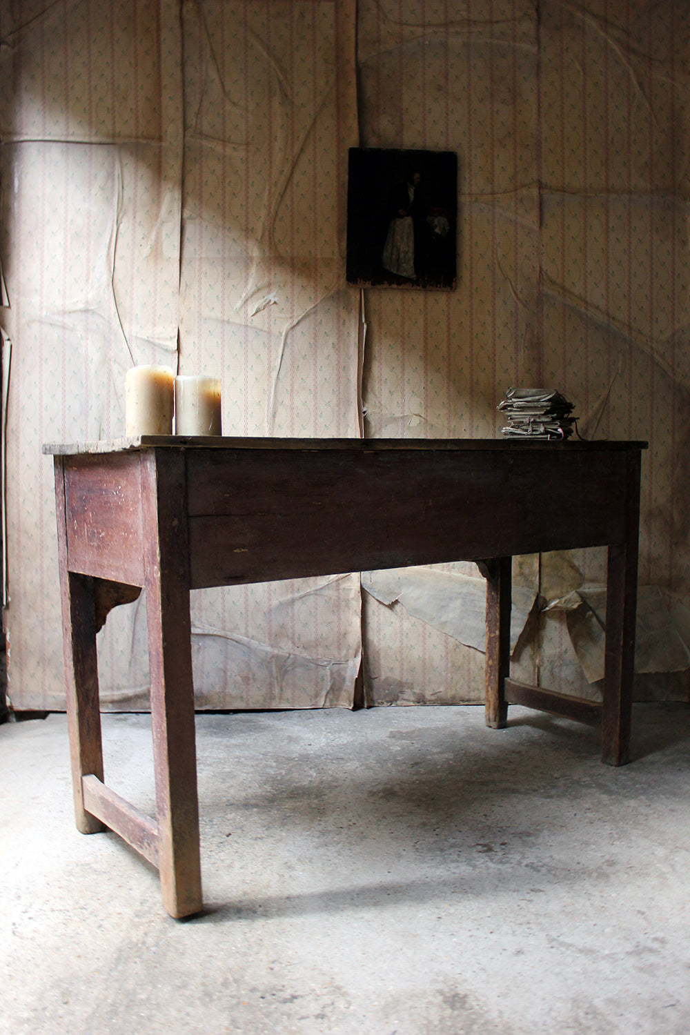 A Beautiful Late George III Painted Oak & Pine Dresser Base c.1810-30