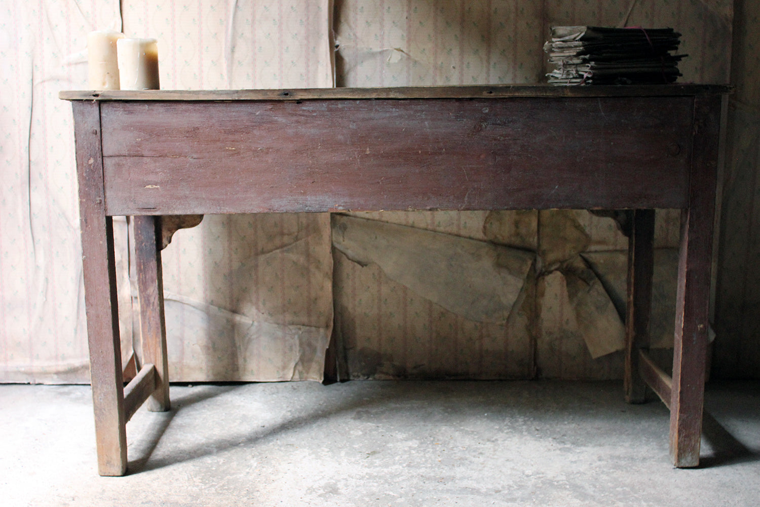 A Beautiful Late George III Painted Oak & Pine Dresser Base c.1810-30