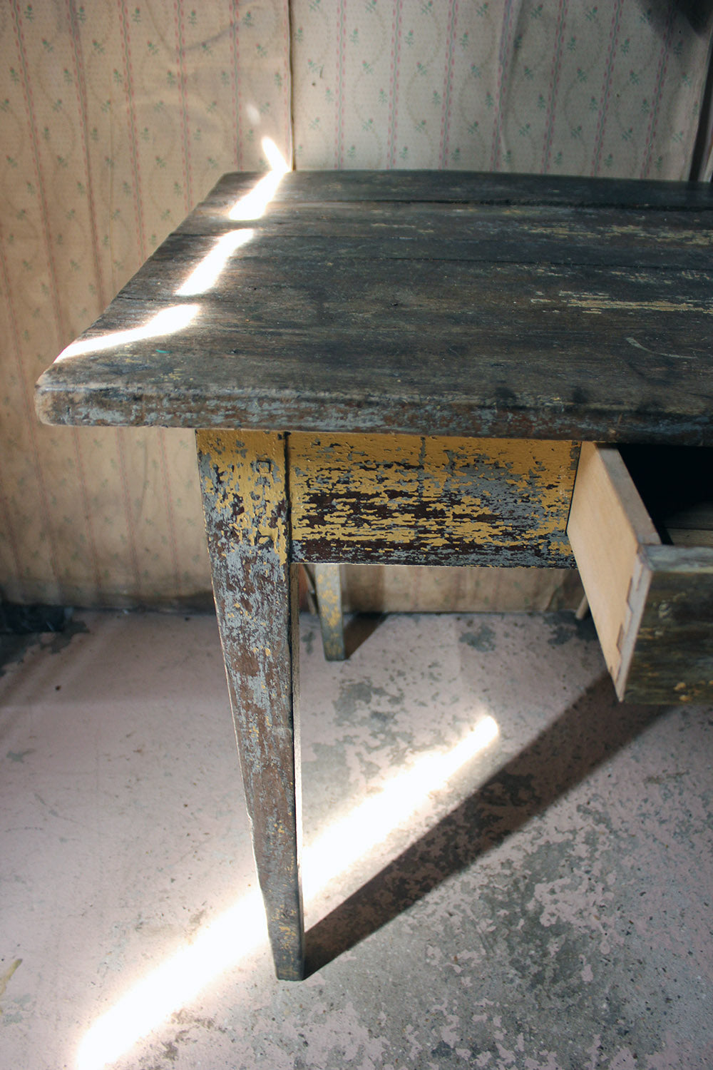 A Decorative Provincial Painted Oak Side Table c.1900