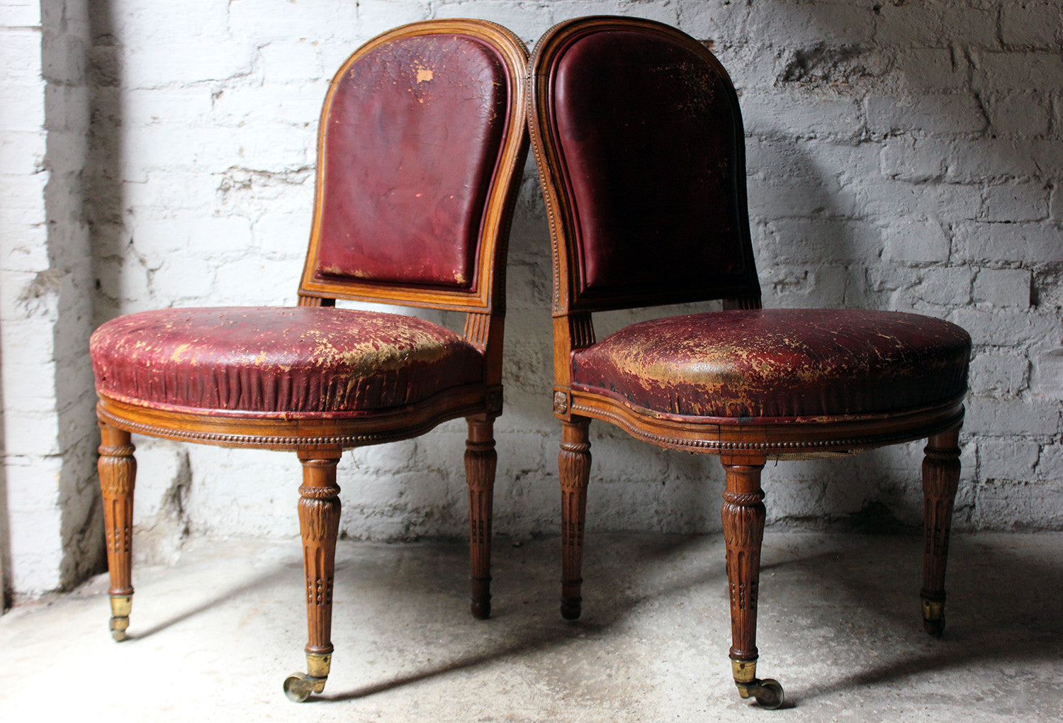 A Good Pair of Early Victorian Golden Oak & Leather Upholstered Library Chairs c.1840-50