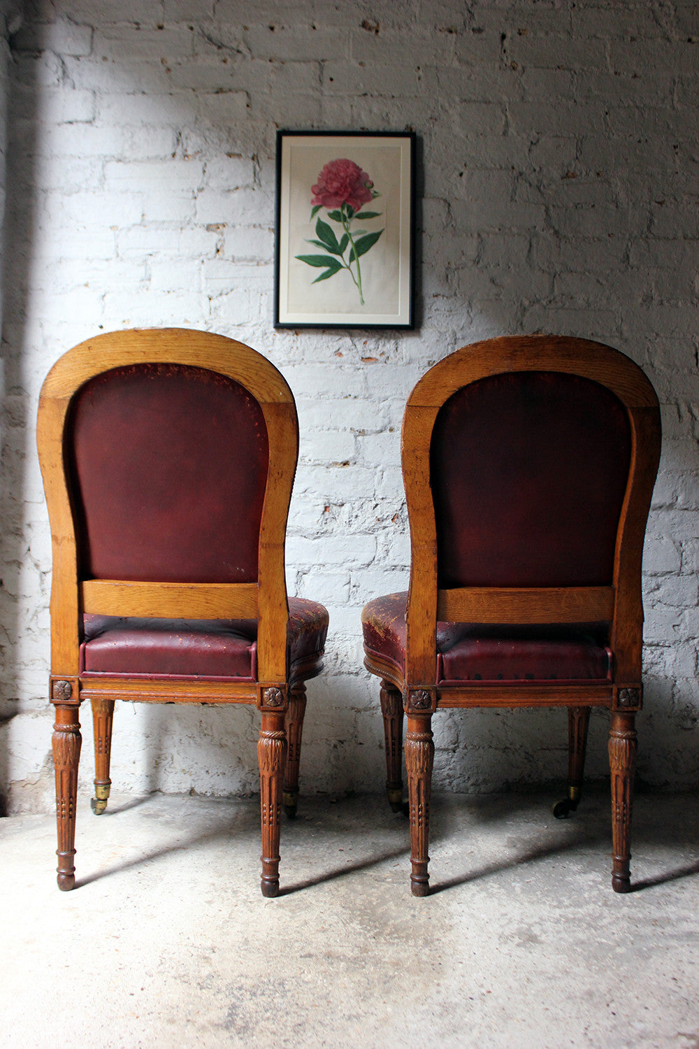A Good Pair of Early Victorian Golden Oak & Leather Upholstered Library Chairs c.1840-50