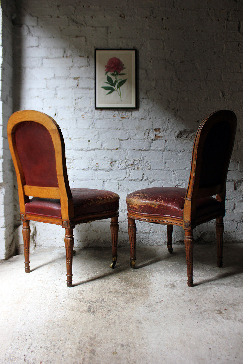 A Good Pair of Early Victorian Golden Oak & Leather Upholstered Library Chairs c.1840-50