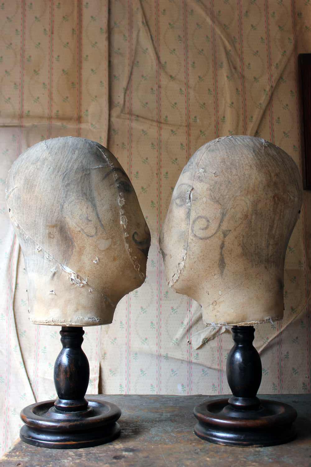 A Decorative Pair of Mannequin Shop Display Heads as a Flapper & Dandy