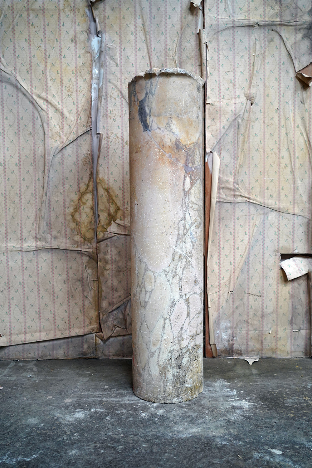 A Fine Italian Siena Scagliola Pink Marble Column c.1870