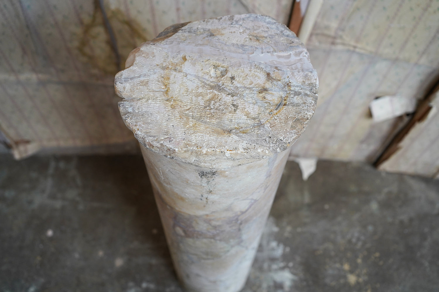 A Fine Italian Siena Scagliola Pink Marble Column c.1870