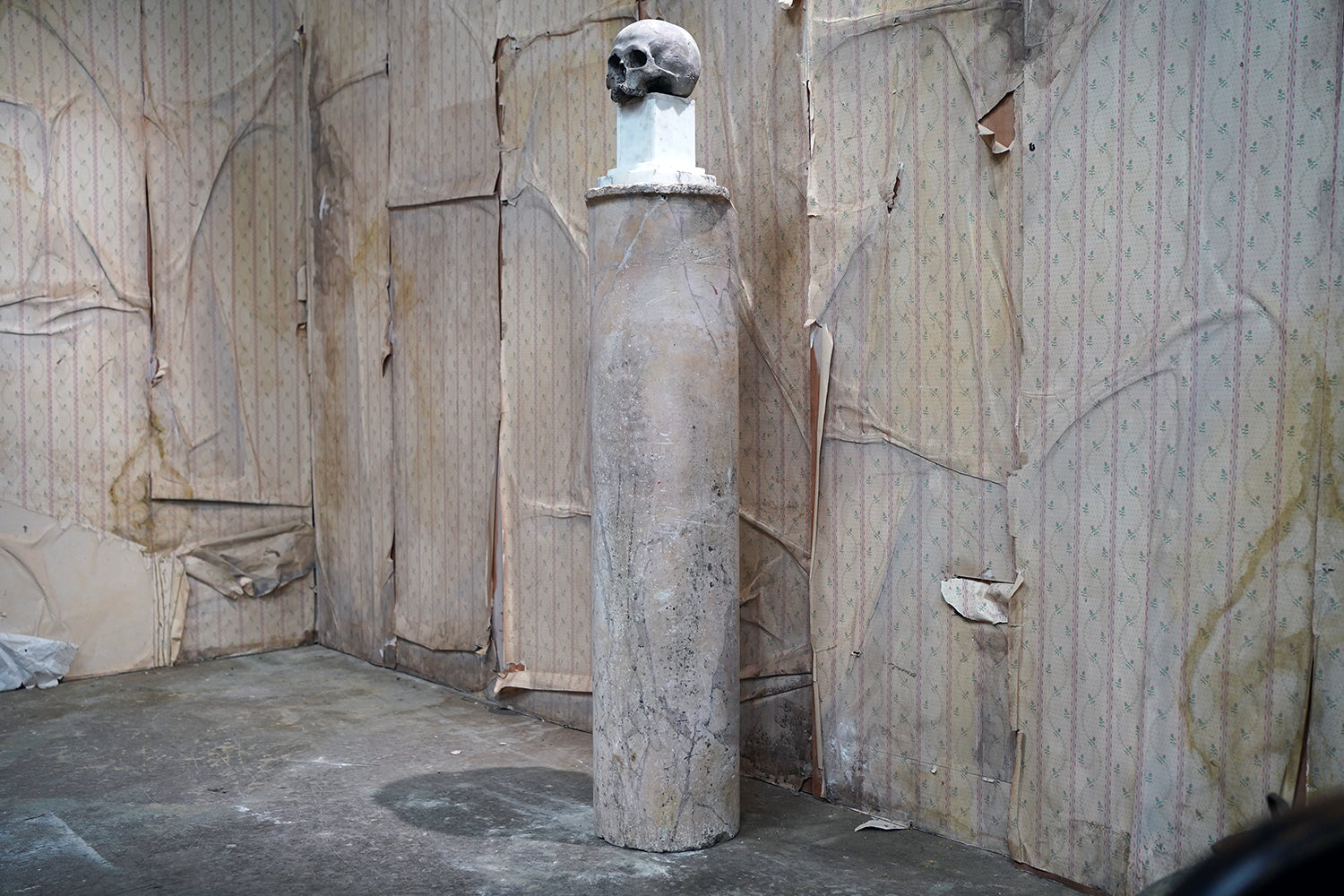 A Fine Italian Siena Scagliola Pink Marble Column c.1870