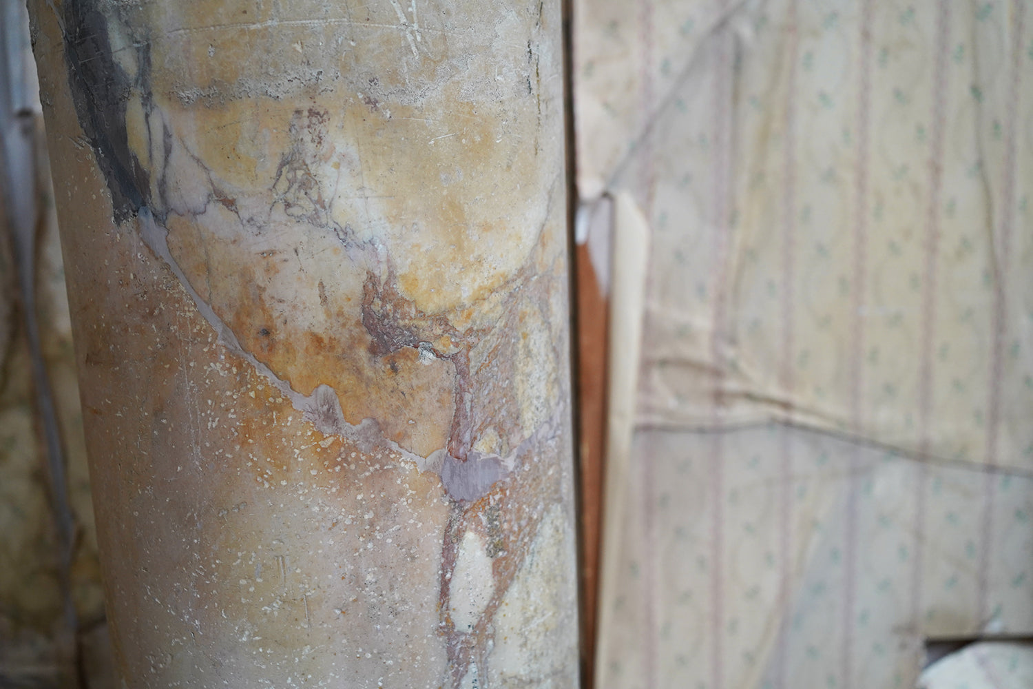 A Fine Italian Siena Scagliola Pink Marble Column c.1870