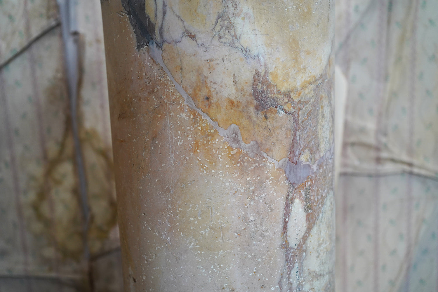 A Fine Italian Siena Scagliola Pink Marble Column c.1870